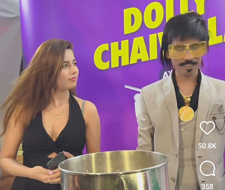 Dolly ki chai dubai stadium mein Dolly ki chai dubai stadium mein