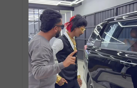 Dolly chaiwala darwaja nahi khol paye Dolly chaiwala darwaja nahi khol paye